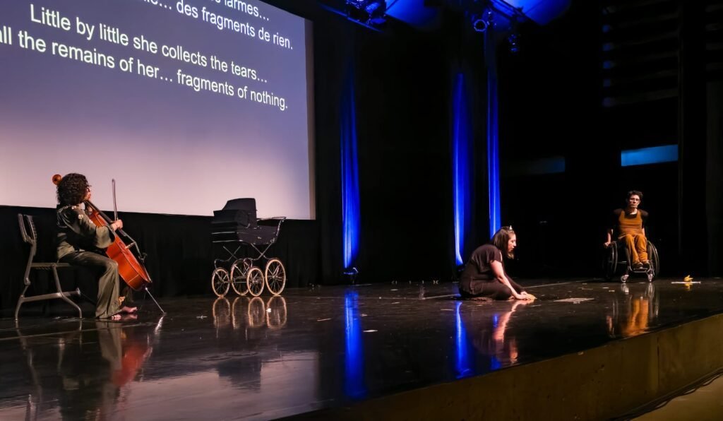 obra de teatro HistÉrika con audiodescripción en vivo e intérprete de
lengua de señas mexicana (LSM)