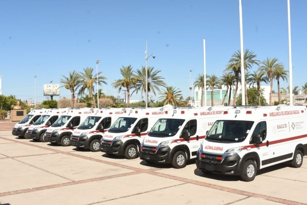 Entrega APBP ambulancias y apoyos en especie en Baja California Sur