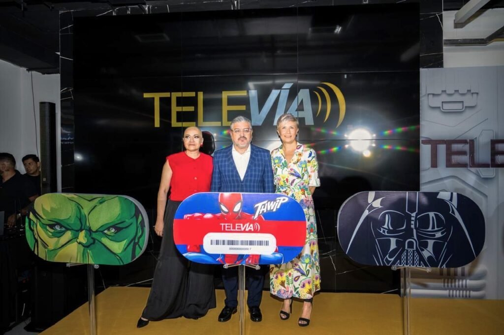 Presentación de edición especial de tags de TeleVía